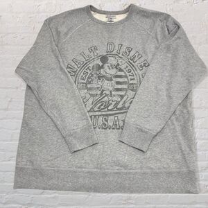 Walt Disney World Sweatshirt size XL